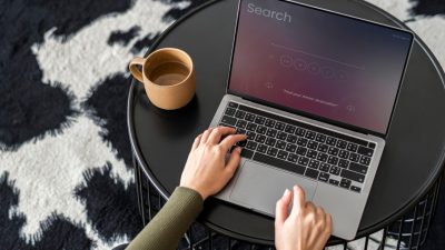 Tablette ou ordinateur portable : le match des usages quotidiens